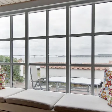Pauliina - 10m To The Fjord By Interhome Feriehus Roslev